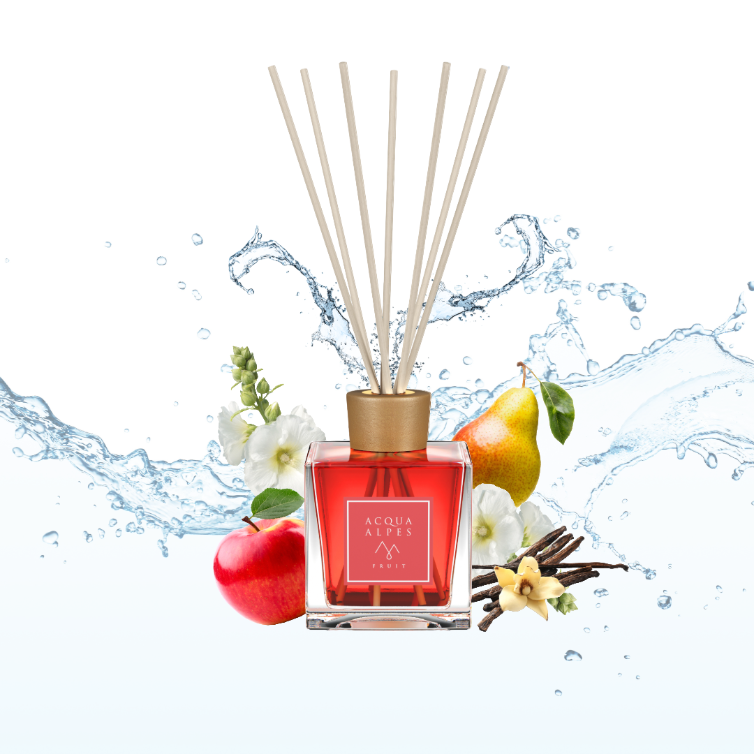 نوتات عطر المنزل Fruit: التفاح، الكمثرى، الياسمين، الفانيلا، المسك